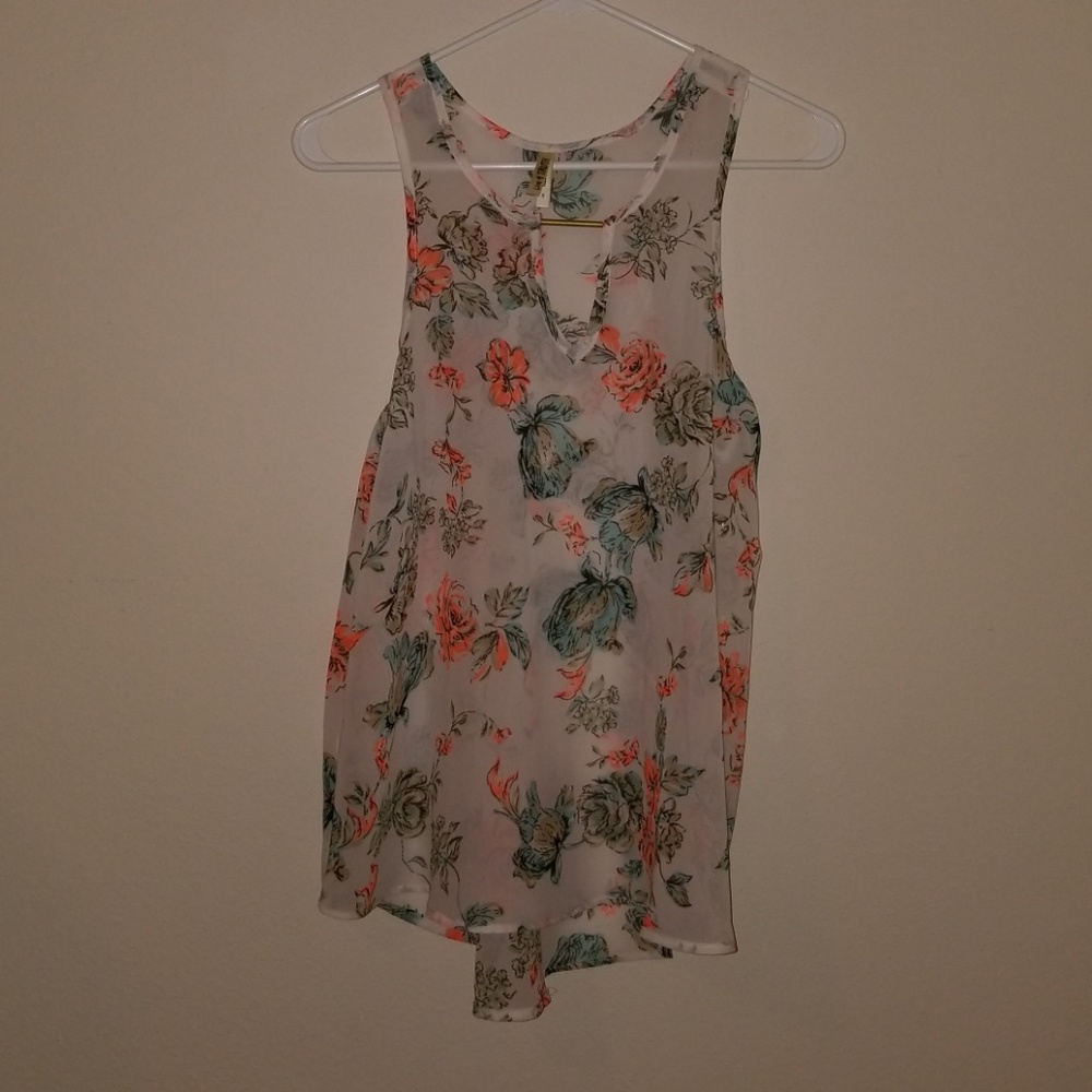 Floral sheer summer tank - Picture 1 of 4